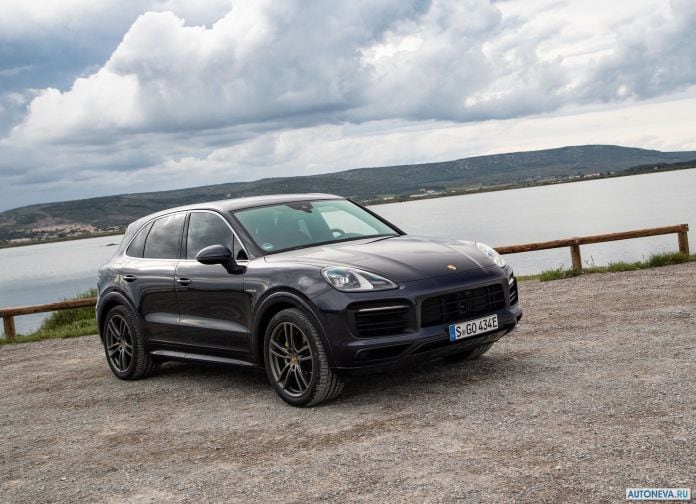 2019 Porsche Cayenne E-hybrid - фотография 12 из 180