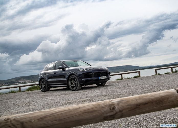 2019 Porsche Cayenne E-hybrid - фотография 13 из 180