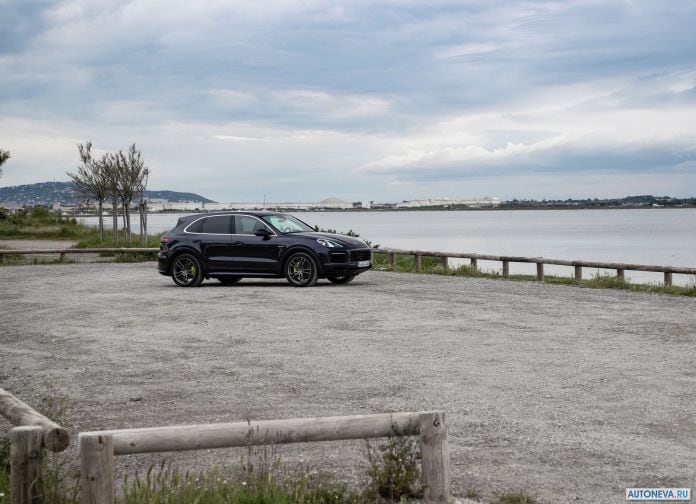 2019 Porsche Cayenne E-hybrid - фотография 18 из 180