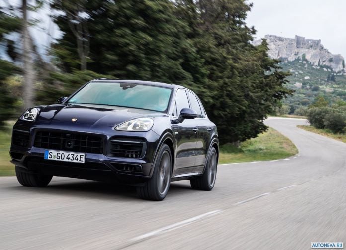 2019 Porsche Cayenne E-hybrid - фотография 40 из 180