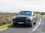 porsche_2019_cayenne_e_hybrid_046.jpg