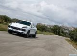 porsche_2019_cayenne_e_hybrid_059.jpg