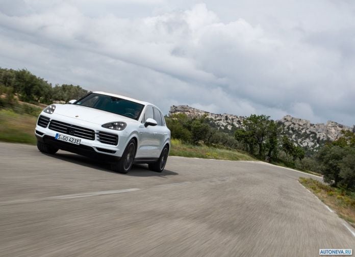 2019 Porsche Cayenne E-hybrid - фотография 59 из 180