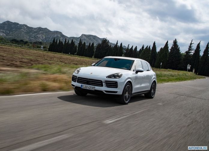 2019 Porsche Cayenne E-hybrid - фотография 60 из 180
