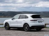 porsche_2019_cayenne_e_hybrid_071.jpg