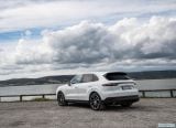 porsche_2019_cayenne_e_hybrid_075.jpg