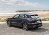 porsche_2019_cayenne_e_hybrid_078.jpg