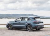porsche_2019_cayenne_e_hybrid_081.jpg