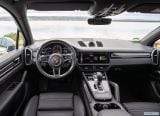 porsche_2019_cayenne_e_hybrid_125.jpg