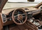 porsche_2019_cayenne_e_hybrid_129.jpg