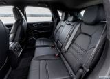 porsche_2019_cayenne_e_hybrid_135.jpg