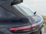 porsche_2019_cayenne_e_hybrid_150.jpg