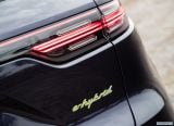 porsche_2019_cayenne_e_hybrid_153.jpg