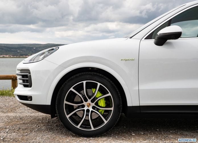 2019 Porsche Cayenne E-hybrid - фотография 155 из 180