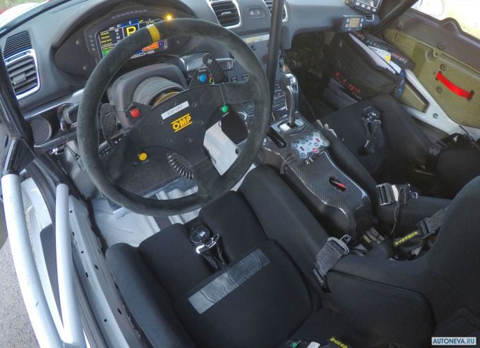 2019 Porsche Cayman GT4 Rallye Concept - фотография 10 из 13