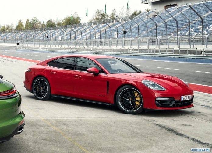 2019 Porsche Panamera GTS - фотография 1 из 238 2019 Porsche Panamera GTS - фотография 1 из 238