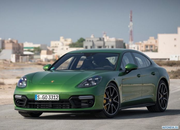 2019 Porsche Panamera GTS - фотография 6 из 238