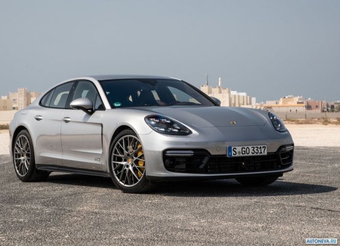 2019 Porsche Panamera GTS - фотография 10 из 238
