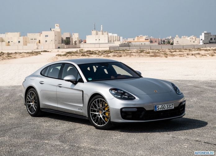 2019 Porsche Panamera GTS - фотография 11 из 238