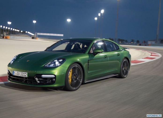 2019 Porsche Panamera GTS - фотография 20 из 238