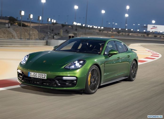 2019 Porsche Panamera GTS - фотография 21 из 238