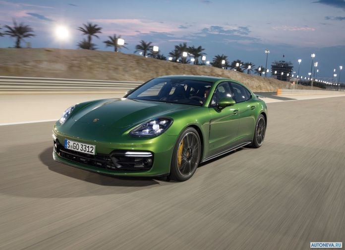 2019 Porsche Panamera GTS - фотография 26 из 238