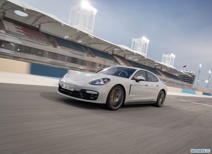 2019 Porsche Panamera GTS - фотография 32 из 238