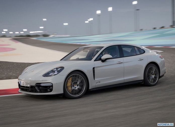 2019 Porsche Panamera GTS - фотография 34 из 238