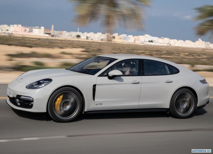 2019 Porsche Panamera GTS - фотография 46 из 238