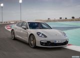 porsche_2019_panamera_gts_052.jpg