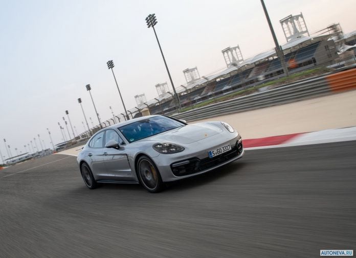 2019 Porsche Panamera GTS - фотография 55 из 238