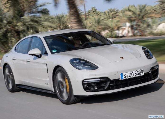 2019 Porsche Panamera GTS - фотография 58 из 238