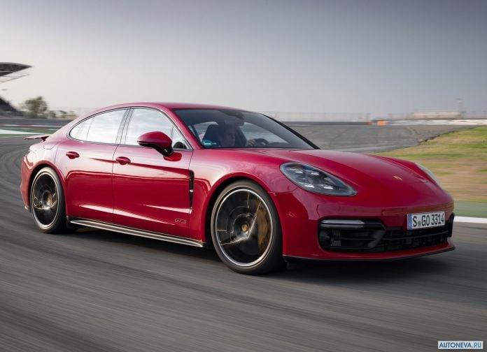 2019 Porsche Panamera GTS - фотография 60 из 238