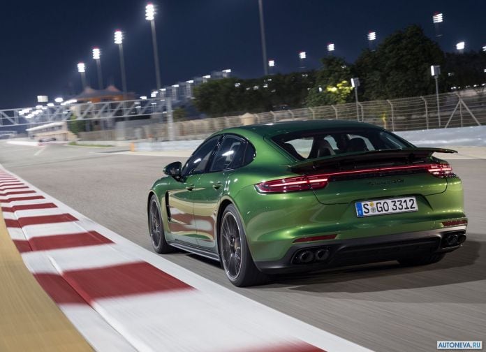2019 Porsche Panamera GTS - фотография 101 из 238