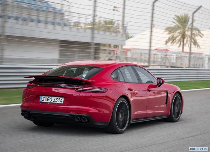 2019 Porsche Panamera GTS - фотография 108 из 238