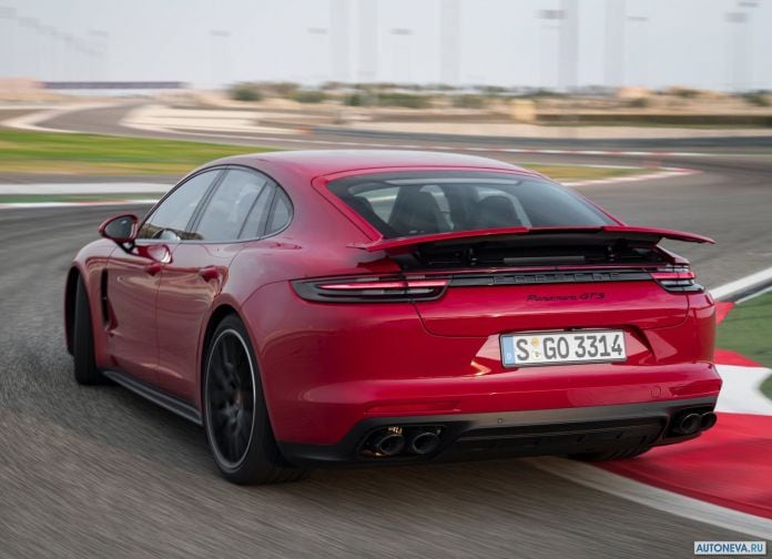2019 Porsche Panamera GTS - фотография 112 из 238