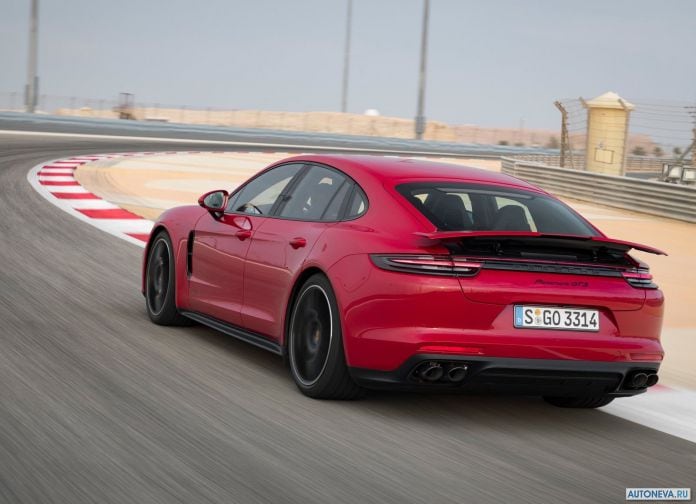 2019 Porsche Panamera GTS - фотография 115 из 238