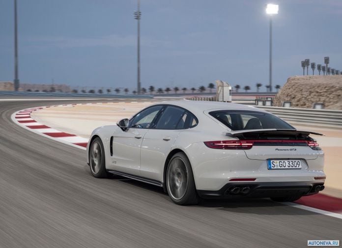 2019 Porsche Panamera GTS - фотография 118 из 238