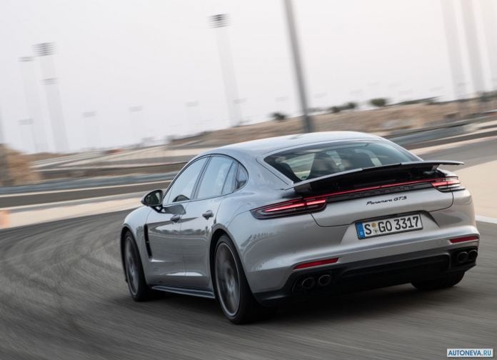 2019 Porsche Panamera GTS - фотография 121 из 238