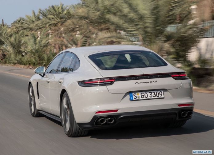 2019 Porsche Panamera GTS - фотография 123 из 238