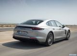 porsche_2019_panamera_gts_125.jpg