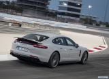 porsche_2019_panamera_gts_126.jpg