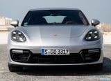 porsche_2019_panamera_gts_132.jpg