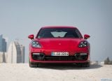 porsche_2019_panamera_gts_135.jpg