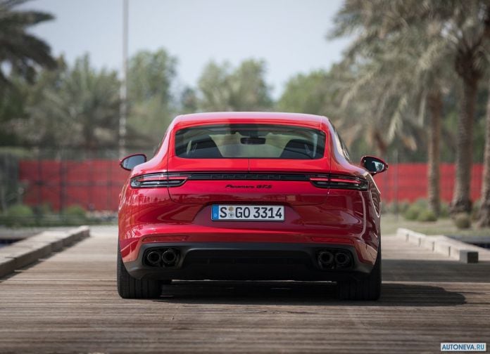 2019 Porsche Panamera GTS - фотография 142 из 238