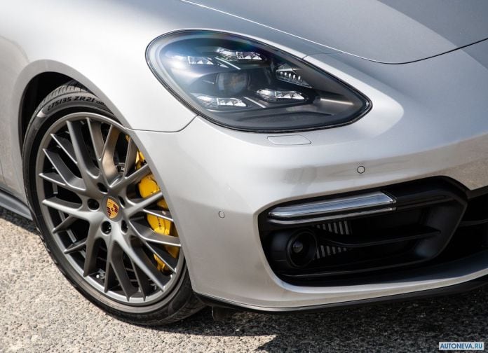2019 Porsche Panamera GTS - фотография 185 из 238