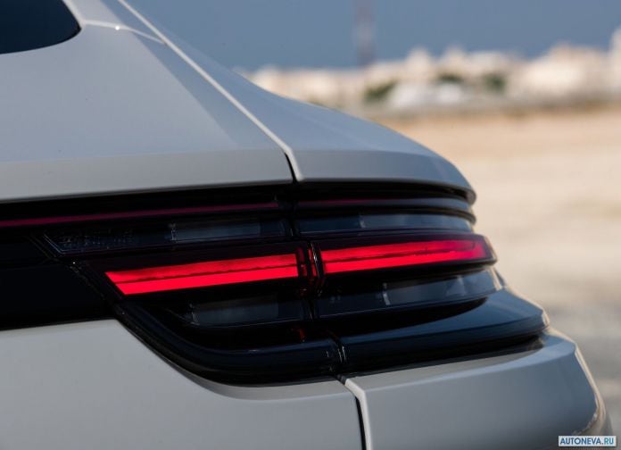 2019 Porsche Panamera GTS - фотография 190 из 238