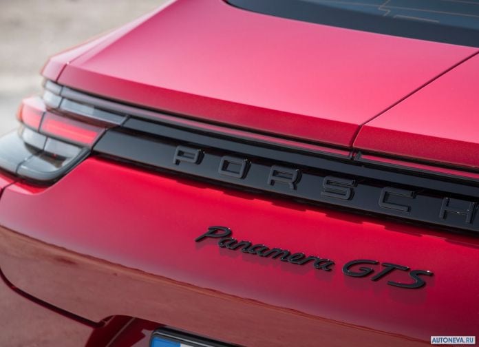 2019 Porsche Panamera GTS - фотография 210 из 238