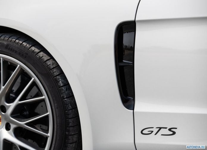 2019 Porsche Panamera GTS - фотография 216 из 238