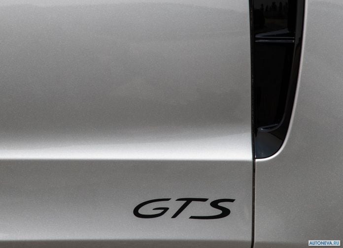 2019 Porsche Panamera GTS - фотография 217 из 238